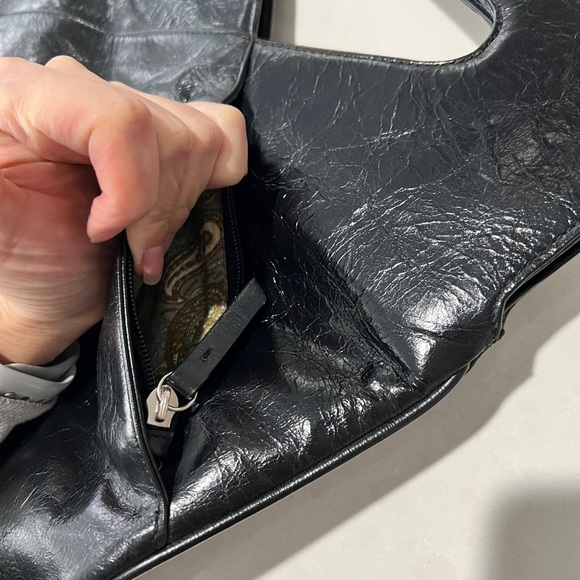 HOBO International Black Leather Handbag - Picture 9 of 11